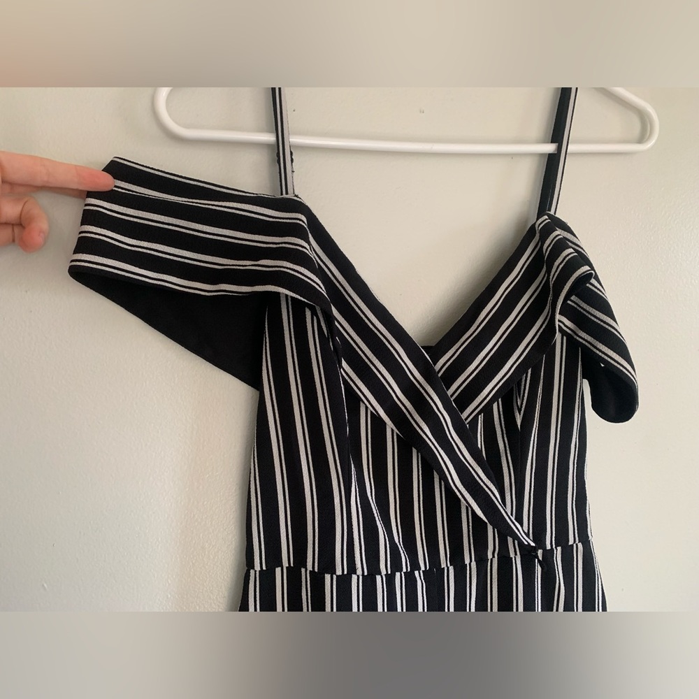 Off the Shoulder Jumpsuit - Picture 3 of 4